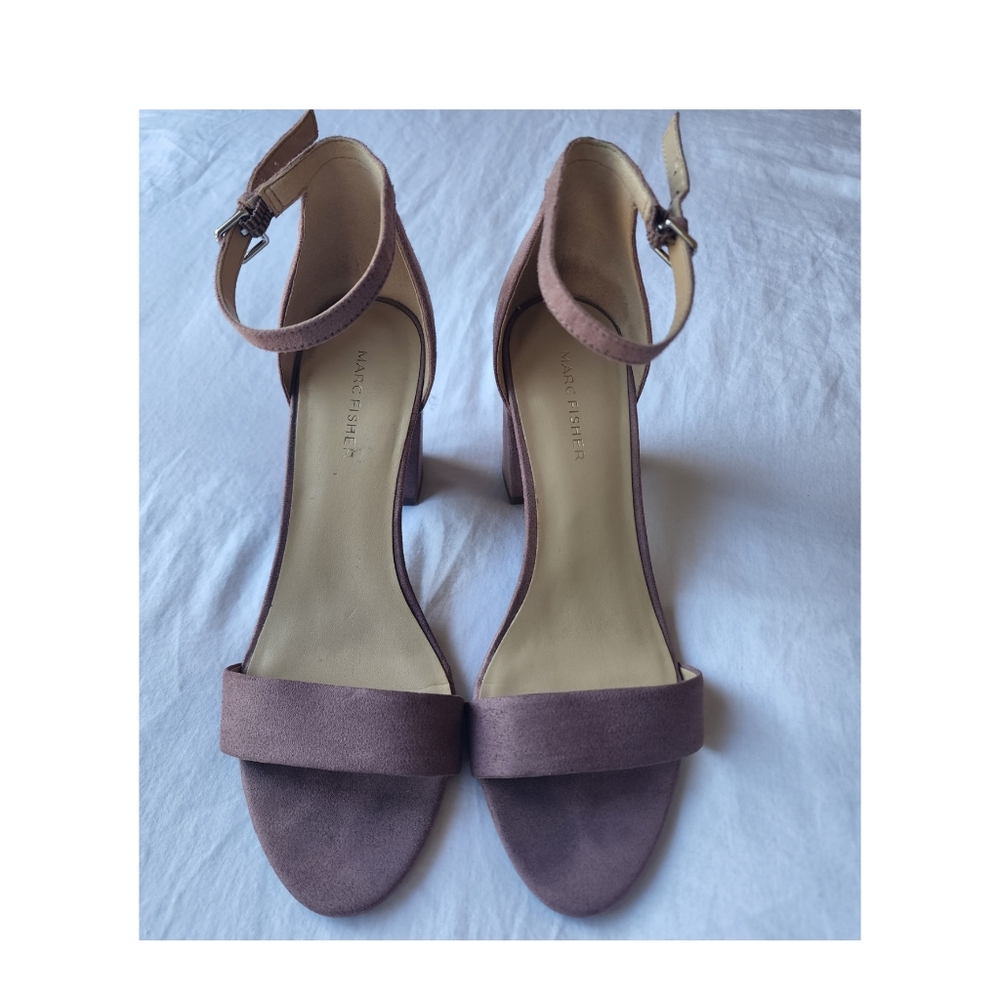 Marc fisher - Beella Ankle Strap Block Heel